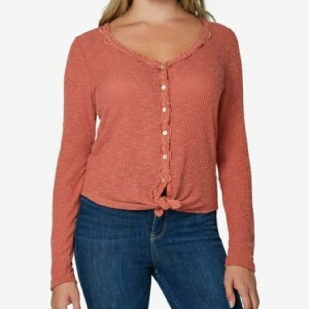 Ultra Flirt Juniors' Lace-Trimmed Tie-Front Top- Etruscan Red Large 0